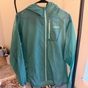 Patagonia Sea Green Women’s Outdoor Jacket